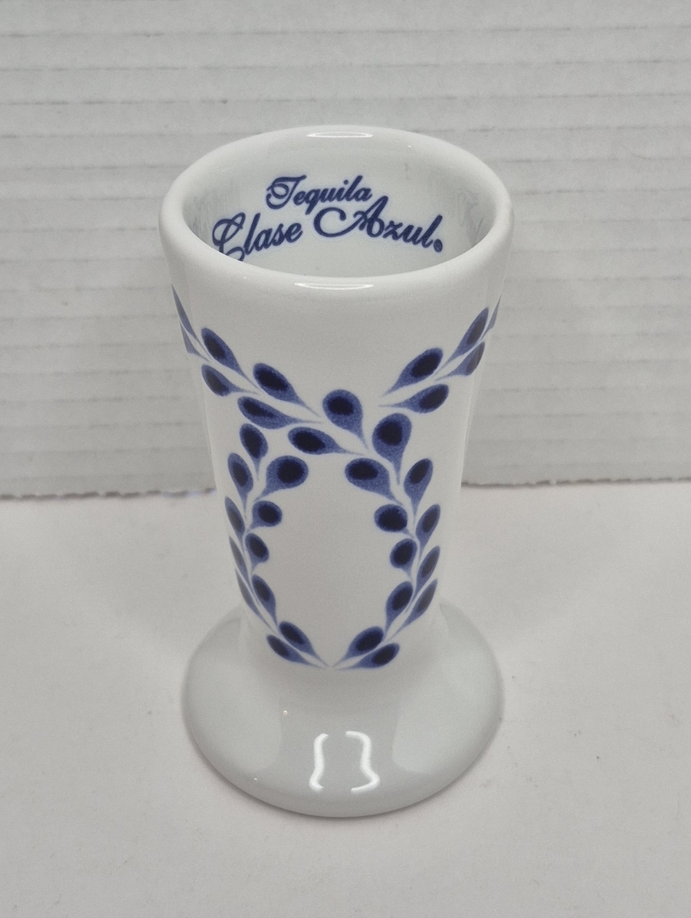Clase Azul Rare Tequila Snifter Shot Glass Handpainted Coĺlectible Excellent